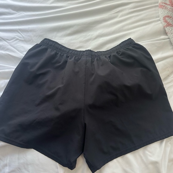 Gymshark arrival 5” shorts - Picture 2 of 4